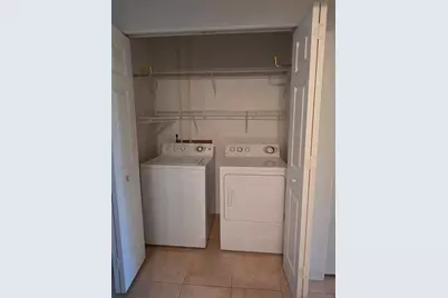 2608 Newcomb Court, Sun City Center, FL 33573 - Photo 10