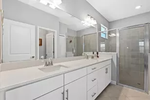 8566 St Kitts Cir, Englewood, FL 34224 - Photo 18