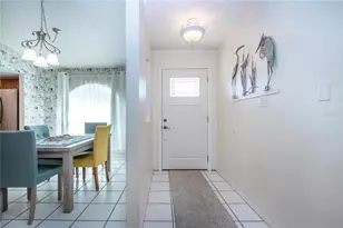 1606 Loghill Pl, Brandon, FL 33510 - Photo 8