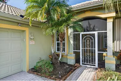 5121 Flagstone Drive, Sarasota, FL 34238 - Photo 4