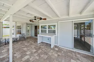 6841 Roxbury Dr, Sarasota, FL 34231 - Photo 32