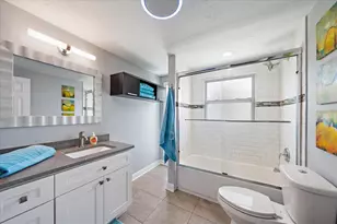 6841 Roxbury Dr, Sarasota, FL 34231 - Photo 26