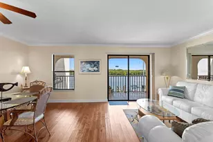 907 Bahia Del Sol Dr, Ruskin, FL 33570 - Photo 18