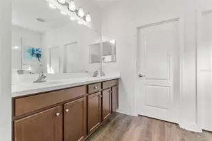 2637 Star Apple Wy, Sarasota, FL 34240 - Photo 16