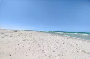 111 Whispering Sands Cir, Sarasota, FL 34242 - Photo 38