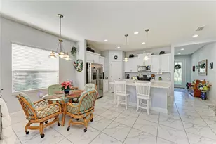7735 Ridgelake Cir, Bradenton, FL 34203 - Photo 14