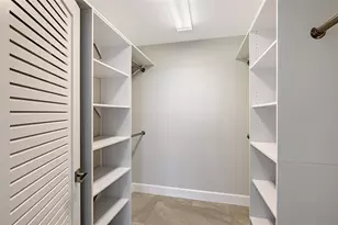 2425 Gulf Of Mexico Dr, Longboat Key, FL 34228 - Photo 16