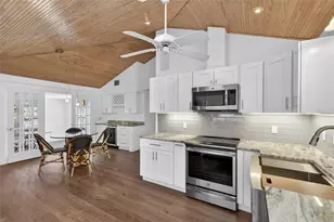 6851 Longboat Dr S, Longboat Key, FL 34228 - Photo 6