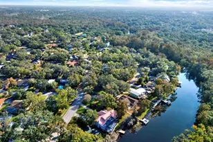 1113 N Riverhills Dr, Temple Terrace, FL 33617 - Photo 14