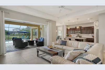 12080 Longview Lake Circle, Bradenton, FL 34211 - Photo 6