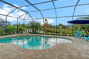 12080 Longview Lake Cir, Bradenton, FL 34211 - Photo 4