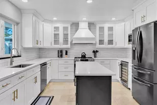 519 South Dr, Anna Maria, FL 34216 - Photo 12