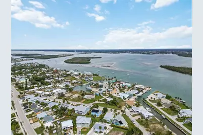 1120 Shore View Drive #D, Englewood, FL 34223 - Photo 10