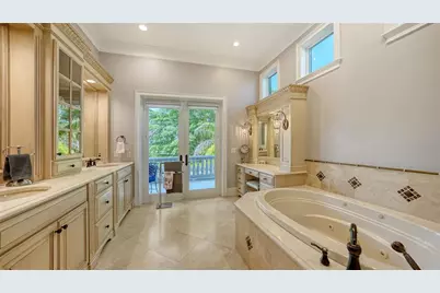 975 Whitakers Lane, Sarasota, FL 34236 - Photo 26