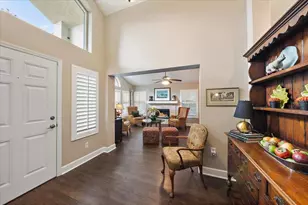 1713 Fiesta Dr, Sarasota, FL 34231 - Photo 4