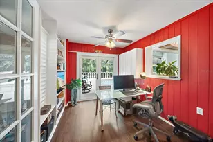 1713 Fiesta Dr, Sarasota, FL 34231 - Photo 24