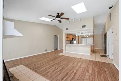 2105 39th Street W, Bradenton, FL 34205 - Photo 12