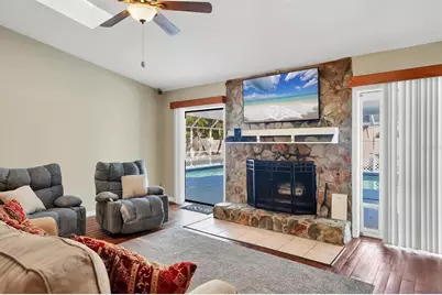 2105 39th Street W, Bradenton, FL 34205 - Photo 16