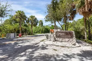 2105 39th St W, Bradenton, FL 34205 - Photo 70