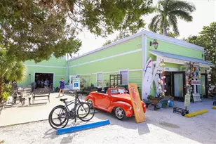 2105 39th St W, Bradenton, FL 34205 - Photo 68