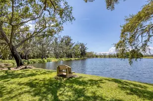 2105 39th St W, Bradenton, FL 34205 - Photo 60