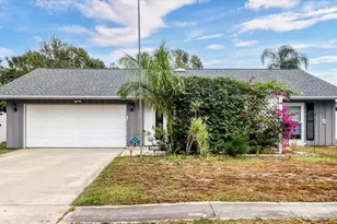 2105 39th St W, Bradenton, FL 34205 - Photo 10