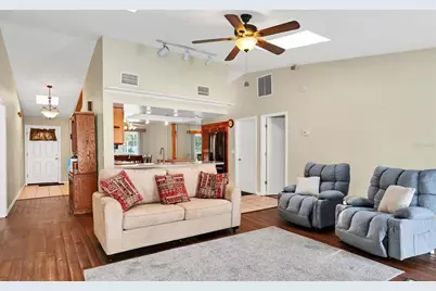 2105 39th Street W, Bradenton, FL 34205 - Photo 16