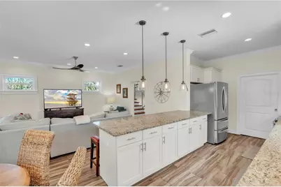 5710 Carissa Street, Holmes Beach, FL 34217 - Photo 14