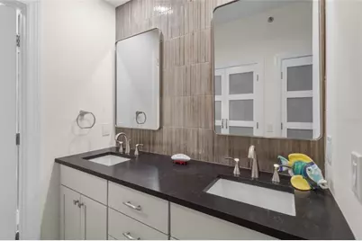 615 Dream Island Place #105, Longboat Key, FL 34228 - Photo 16