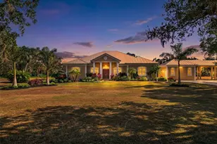6677 Mandarin Rd, Sarasota, FL 34238 - Photo 2
