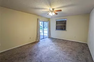 5160 Marsh Field Ln, Sarasota, FL 34235 - Photo 6