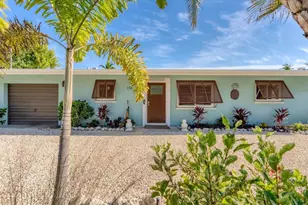 154 Crescent Dr, Anna Maria, FL 34216 - Photo 1