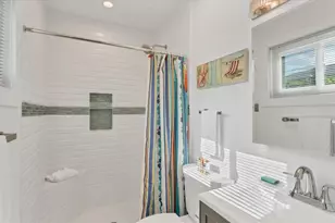 154 Crescent Dr, Anna Maria, FL 34216 - Photo 42