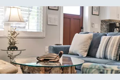 154 Crescent Drive, Anna Maria, FL 34216 - Photo 10