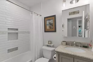 154 Crescent Dr, Anna Maria, FL 34216 - Photo 46