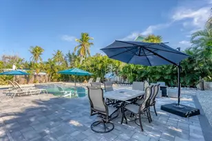 154 Crescent Dr, Anna Maria, FL 34216 - Photo 62