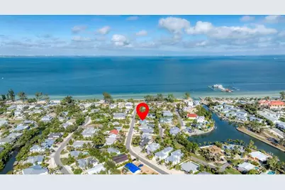 154 Crescent Drive, Anna Maria, FL 34216 - Photo 8