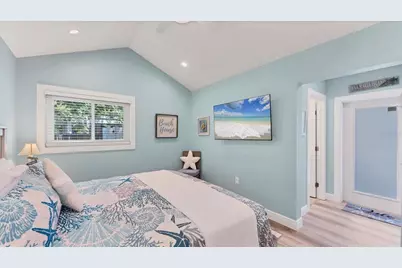 154 Crescent Drive, Anna Maria, FL 34216 - Photo 34