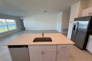 12426 Radiant Crystal Rose Pl, Parrish, FL 34219 - Photo 6