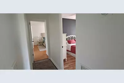 1016 Rhodes Avenue, Sarasota, FL 34237 - Photo 18