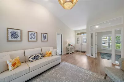 4424 Diamond Circle W, Sarasota, FL 34233 - Photo 4