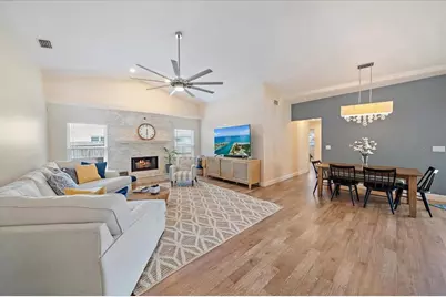 4424 Diamond Circle W, Sarasota, FL 34233 - Photo 8