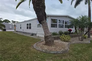 6 S Botany Bay Cir, Englewood, FL 34223 - Photo 2