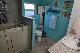 6 S Botany Bay Cir, Englewood, FL 34223 - Photo 20