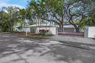 3331 Old Oak Dr, Sarasota, FL 34239 - Photo 42