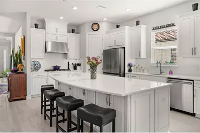 6145 Grandview Hill Court, Bradenton, FL 34203 - Photo 2