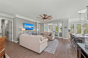 275 Sapphire Lake Dr, Bradenton, FL 34209 - Photo 10