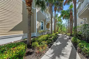 275 Sapphire Lake Dr, Bradenton, FL 34209 - Photo 4