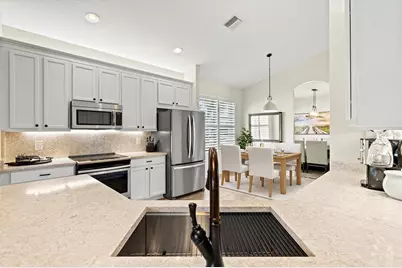 2235 Terracina Drive, Venice, FL 34292 - Photo 18