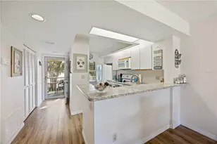 433 Cerromar Ln, Venice, FL 34293 - Photo 12